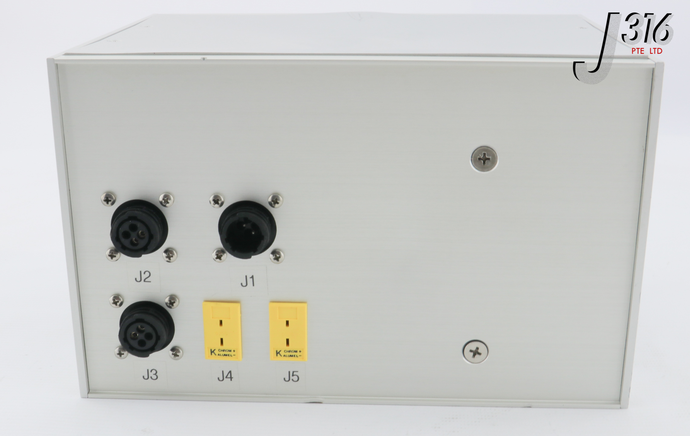 。 27134 AXCELIS TEMPERATURE CONTROLLER ASSY W/ OMEGA CN79000 693631
